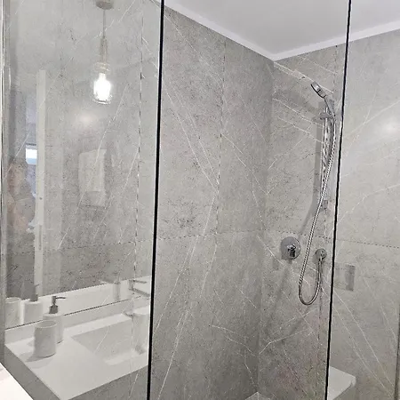 One Club Floreasca * Bucarest